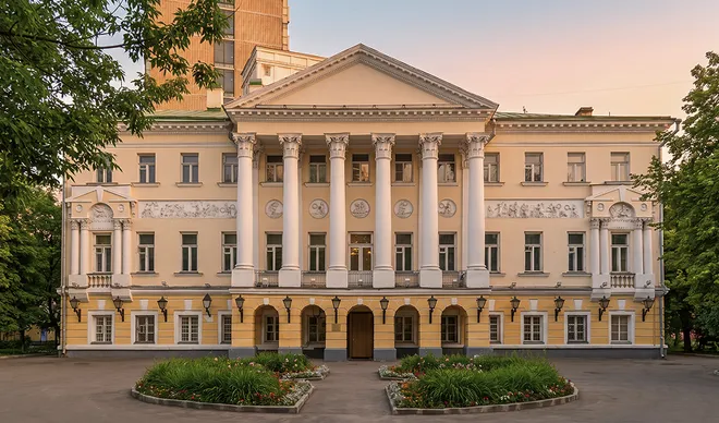 Усадьба Демидовых в Толмачевском переулке